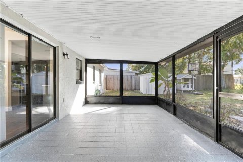 Villa ou maison à vendre à Orlando, Floride: 4 chambres, 125.6 m2 № 2415035 - photo 25