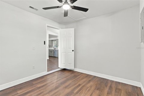 Villa ou maison à vendre à Orlando, Floride: 4 chambres, 125.6 m2 № 2415035 - photo 18