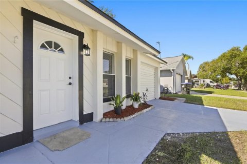 Villa ou maison à vendre à Orlando, Floride: 4 chambres, 125.6 m2 № 2415035 - photo 4