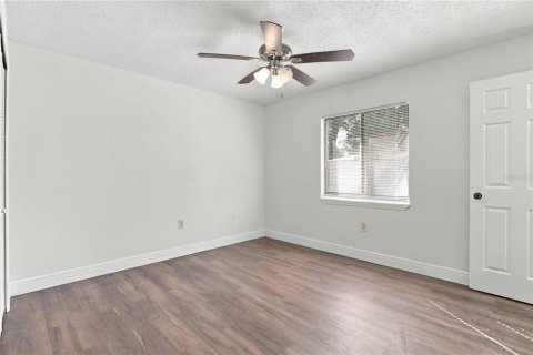 Villa ou maison à vendre à Orlando, Floride: 4 chambres, 125.6 m2 № 2415035 - photo 13