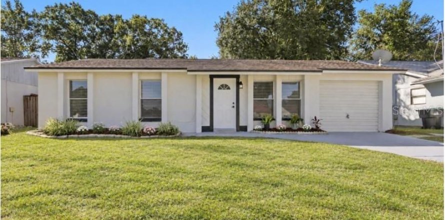 Villa ou maison à Orlando, Floride 4 chambres, 125.6 m2 № 2415035
