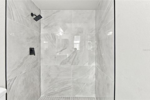 Villa ou maison à vendre à Orlando, Floride: 4 chambres, 125.6 m2 № 2415035 - photo 11