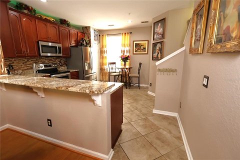 Townhouse in Orlando, Florida 3 bedrooms, 162.21 sq.m. № 1413380 - photo 16