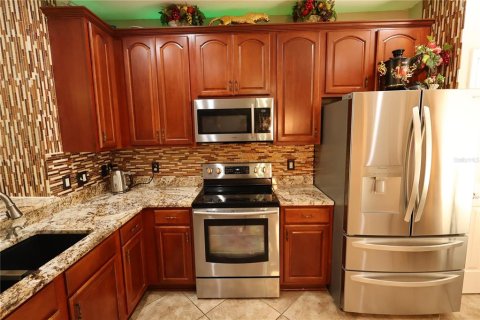 Townhouse in Orlando, Florida 3 bedrooms, 162.21 sq.m. № 1413380 - photo 18