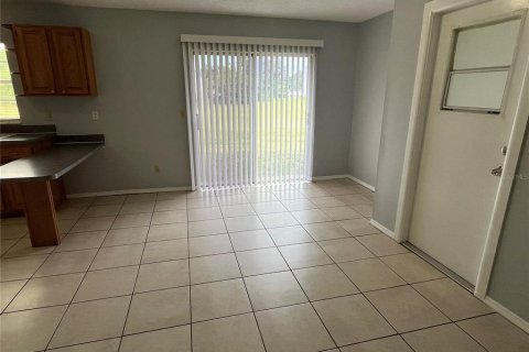 House in Odessa, Florida 3 bedrooms, 109.25 sq.m. № 1910011 - photo 4