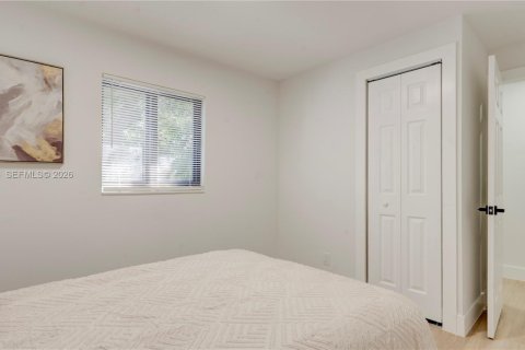 Casa en alquiler en Oakland Park, Florida, 4 dormitorios, 109.62 m2 № 2066127 - foto 22