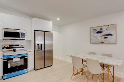 Casa en alquiler en Oakland Park, Florida, 4 dormitorios, 109.62 m2 № 2066127 - foto 30