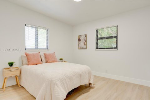 Casa en alquiler en Oakland Park, Florida, 4 dormitorios, 109.62 m2 № 2066127 - foto 14