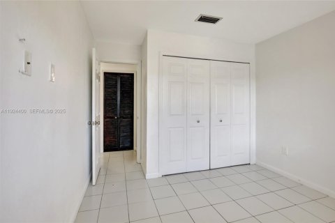 Villa ou maison à louer à Miami, Floride: 4 chambres, 163.04 m2 № 1982904 - photo 29