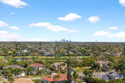 Condo in Gulfport, Florida, 2 bedrooms № 2113535 - photo 22