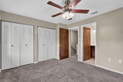 Townhouse in Gainesville, Florida 2 bedrooms, 101.08 sq.m. № 2148507 - photo 20