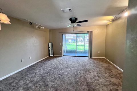 Adosado en alquiler en Gainesville, Florida, 2 dormitorios, 101.08 m2 № 2148507 - foto 14