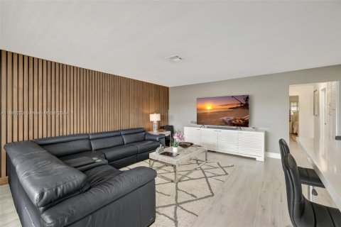 Condominio en venta en Fort Lauderdale, Florida, 2 dormitorios, 86.49 m2 № 1458203 - foto 17