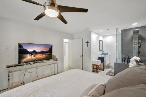 Condominio en venta en Fort Lauderdale, Florida, 2 dormitorios, 86.49 m2 № 1458203 - foto 27