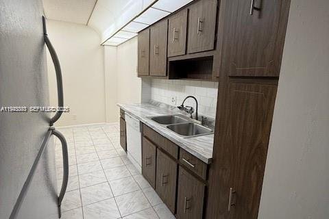 Снять в аренду кондоминиум в Холливуд, Флорида 1 спальня, 78.41м2, № 2000599 - фото 8