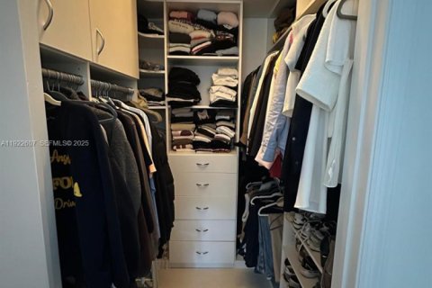 Снять в аренду кондоминиум в Авентура, Флорида 1 спальня, 83.61м2, № 1977151 - фото 6