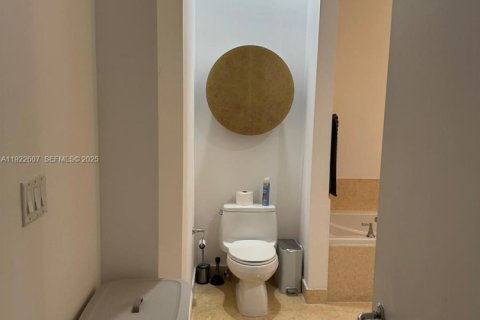 Снять в аренду кондоминиум в Авентура, Флорида 1 спальня, 83.61м2, № 1977151 - фото 13