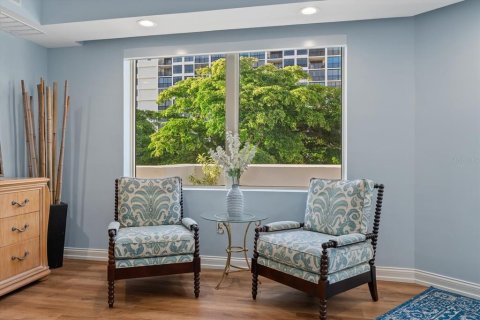 Condo in Sarasota, Florida, 4 bedrooms № 2203415 - photo 20