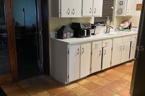 House in Tavares, Florida 4 bedrooms, 214.05 sq.m. № 1336598 - photo 8