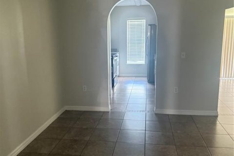 Touwnhouse à louer à Kissimmee, Floride: 4 chambres, 158.21 m2 № 2429380 - photo 4