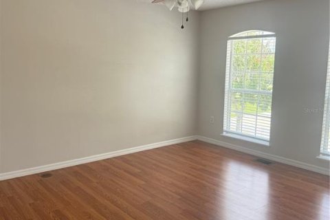 Touwnhouse à louer à Kissimmee, Floride: 4 chambres, 158.21 m2 № 2429380 - photo 11