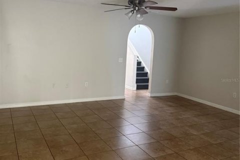 Touwnhouse à louer à Kissimmee, Floride: 4 chambres, 158.21 m2 № 2429380 - photo 9