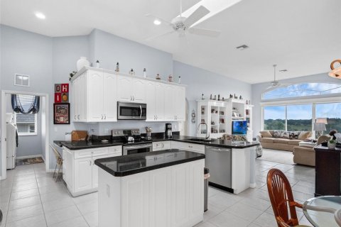 Villa ou maison à vendre à Leesburg, Floride: 3 chambres, 205.69 m2 № 1898658 - photo 13