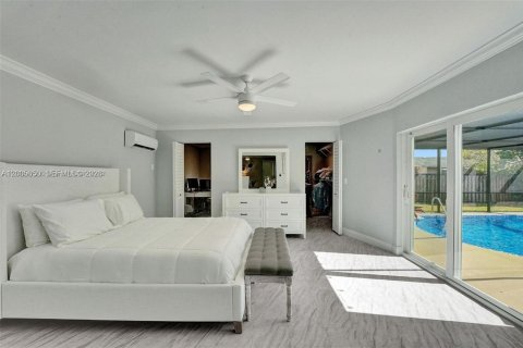 House in Delray Beach, Florida 2 bedrooms, 160.63 sq.m. № 2069651 - photo 9