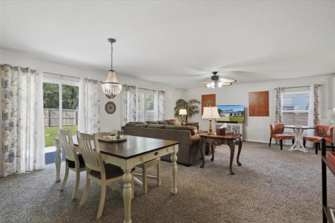 Villa ou maison à vendre à Palm Coast, Floride: 4 chambres, 173.08 m2 № 2329756 - photo 17