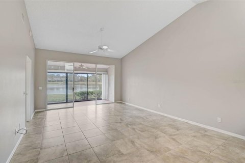 House in Sarasota, Florida 2 bedrooms, 146.51 sq.m. № 1556864 - photo 27