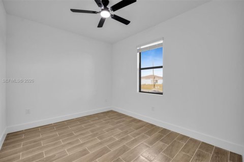 Villa ou maison à louer à Lehigh Acres, Floride: 3 chambres № 2028114 - photo 14