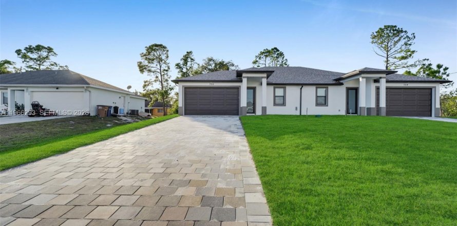 Villa ou maison à Lehigh Acres, Floride 3 chambres № 2028114