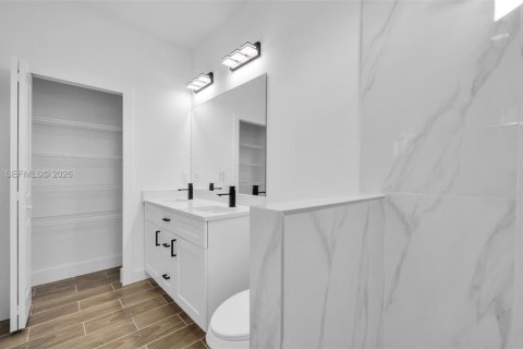 Villa ou maison à louer à Lehigh Acres, Floride: 3 chambres № 2028114 - photo 20