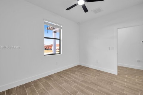 Villa ou maison à louer à Lehigh Acres, Floride: 3 chambres № 2028114 - photo 15