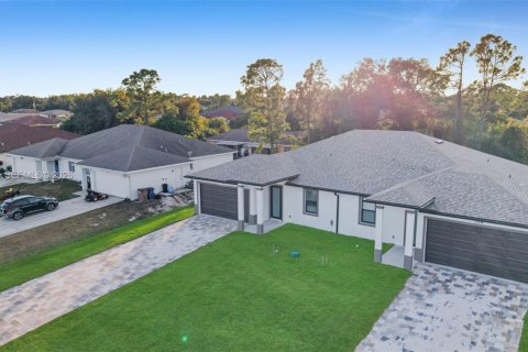 Villa ou maison à louer à Lehigh Acres, Floride: 3 chambres № 2028114 - photo 30