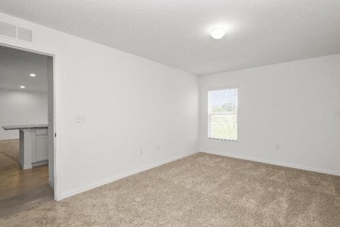 House in Frostproof, Florida 3 bedrooms, 125.05 sq.m. № 1886335 - photo 21