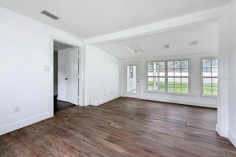 Villa ou maison à louer à Saint Petersburg, Floride: 3 chambres, 128.21 m2 № 1913989 - photo 15