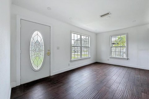 Villa ou maison à louer à Saint Petersburg, Floride: 3 chambres, 128.21 m2 № 1913989 - photo 6