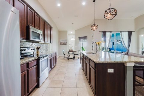 Villa ou maison à vendre à San Antonio, Floride: 4 chambres, 243.68 m2 № 1837752 - photo 16