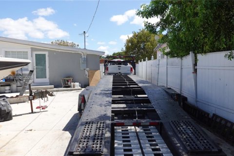 Купить виллу или дом в Майами-Гарденс, Флорида 4 спальни, 113.71м2, № 2026806 - фото 22