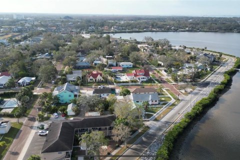 Villa ou maison à vendre à Tarpon Springs, Floride: 3 chambres, 140 m2 № 1917737 - photo 1