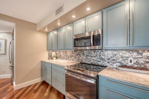 Condominio en alquiler en Sarasota, Florida, 2 dormitorios, 146.32 m2 № 2118562 - foto 9