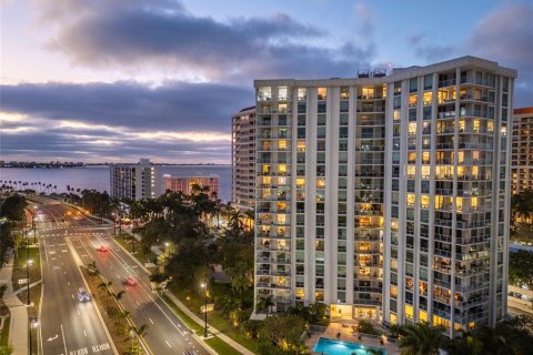 Condominio en alquiler en Sarasota, Florida, 2 dormitorios, 146.32 m2 № 2118562 - foto 25