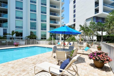 Condominio en alquiler en Sarasota, Florida, 2 dormitorios, 146.32 m2 № 2118562 - foto 28
