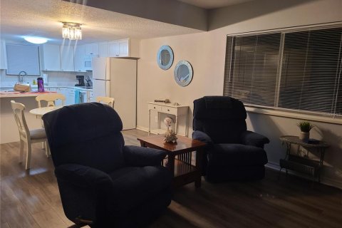 Copropriété à louer à Ormond Beach, Floride: 2 chambres, 94.76 m2 № 2125221 - photo 10