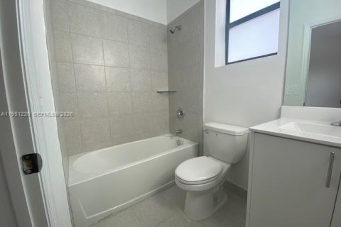 Adosado en alquiler en Homestead, Florida, 3 dormitorios, 123.37 m2 № 2007237 - foto 13