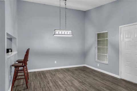 Condo in Orlando, Florida, 2 bedrooms № 2213230 - photo 12