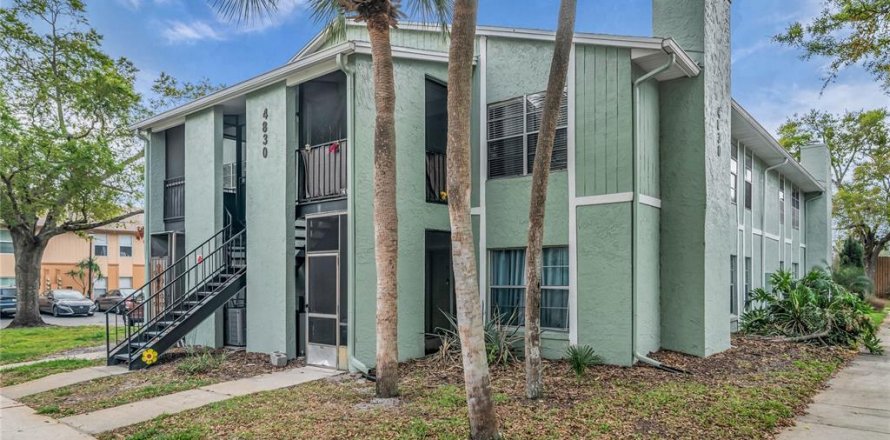 Condo in Orlando, Florida, 2 bedrooms № 2213230