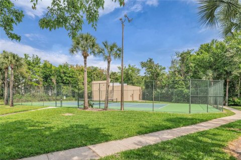 Condo in Orlando, Florida, 2 bedrooms № 2213230 - photo 30
