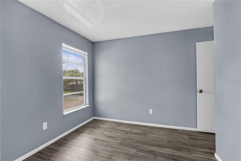 Condo in Orlando, Florida, 2 bedrooms № 2213230 - photo 27